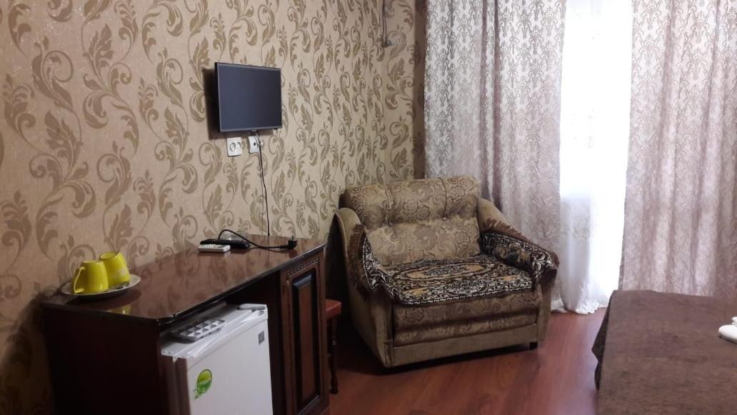 Mini-Hotel Yanson 2 Gagra Eksteriør billede