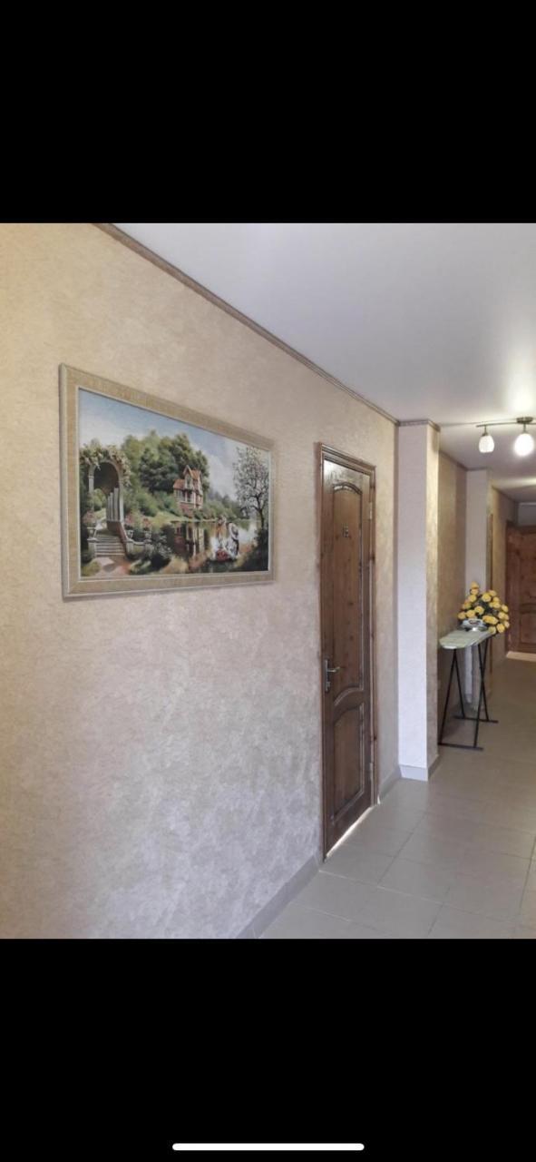 Mini-Hotel Yanson 2 Gagra Eksteriør billede