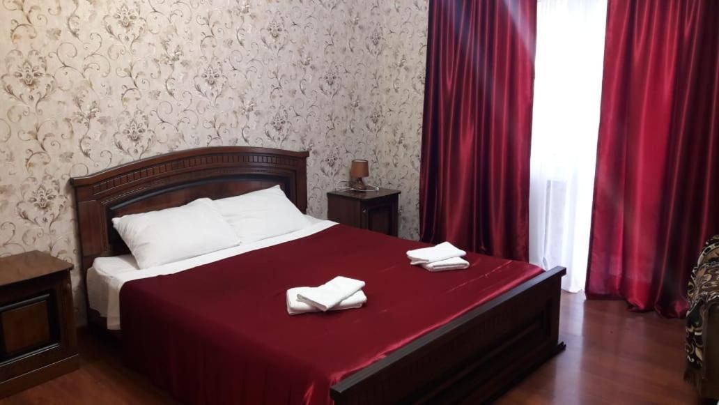Mini-Hotel Yanson 2 Gagra Eksteriør billede