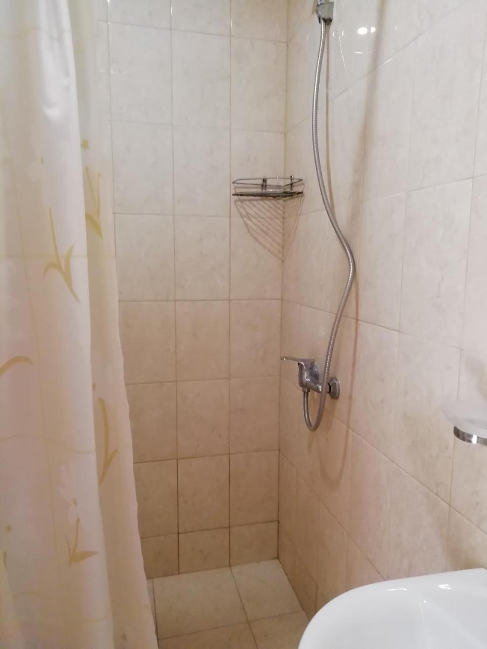 Mini-Hotel Yanson 2 Gagra Eksteriør billede
