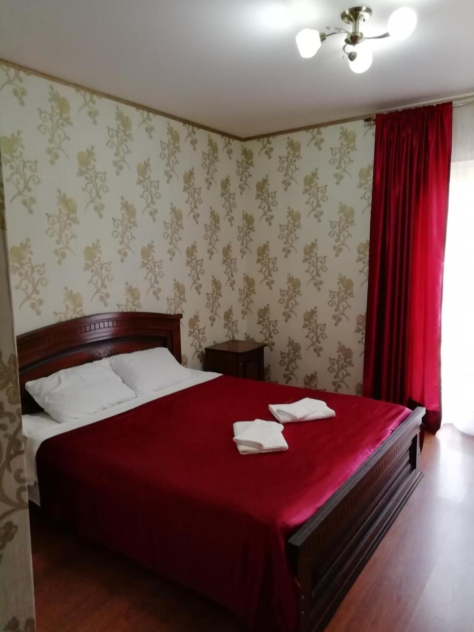 Mini-Hotel Yanson 2 Gagra Eksteriør billede