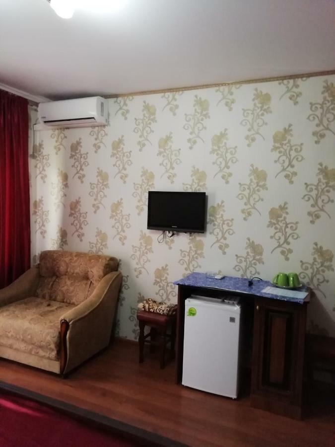 Mini-Hotel Yanson 2 Gagra Eksteriør billede