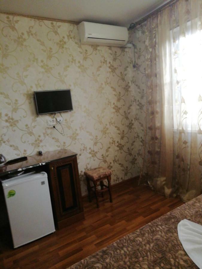 Mini-Hotel Yanson 2 Gagra Eksteriør billede