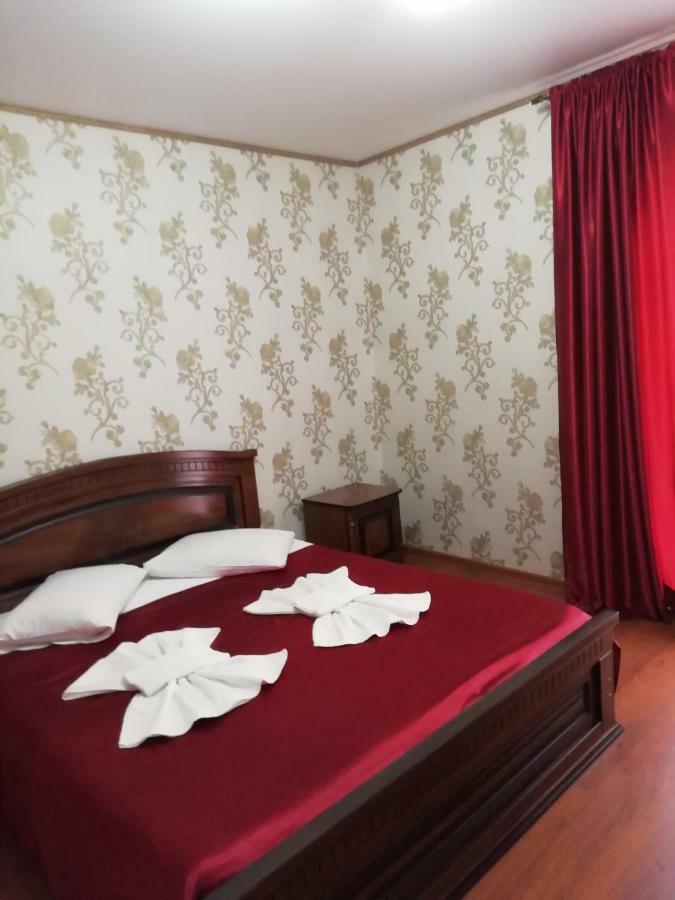 Mini-Hotel Yanson 2 Gagra Eksteriør billede